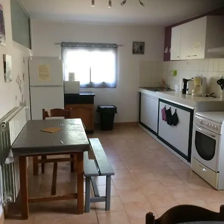 Appartement / Gite Les Papillons Lablachere Exterior photo